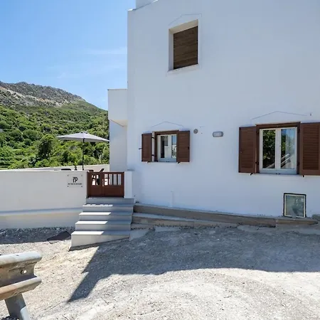 Lägenhet Petro's House Koronos